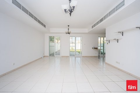 Townhouse in Dubai 3 bedrooms, 253.3 sq.m. № 135180 - photo 16