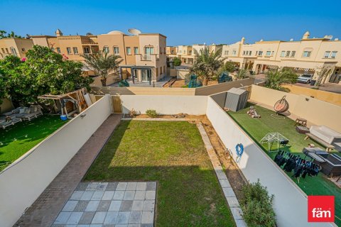 Townhouse in Dubai 3 bedrooms, 253.3 sq.m. № 135180 - photo 3