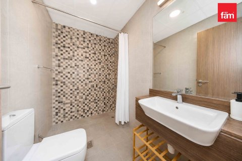 Apartment in Al Furjan, Dubai 2 bedrooms, 98.8 sq.m. № 135170 - photo 4