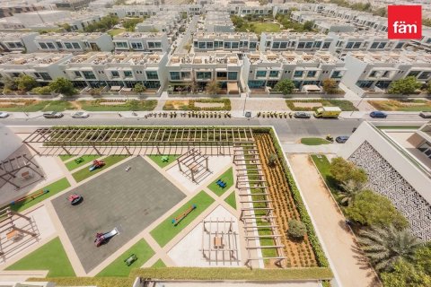 Apartment in Al Furjan, Dubai 2 bedrooms, 98.8 sq.m. № 135170 - photo 6