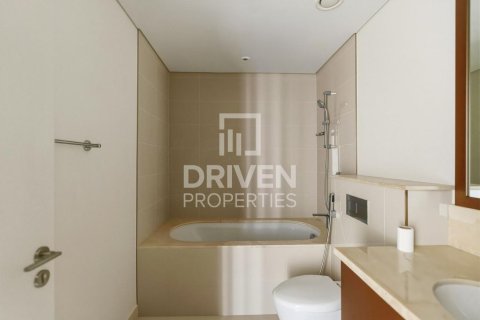 Apartment in BLVD Crescent, Downtown Dubai (Downtown Burj Dubai), Dubai 2 bedrooms, 155.24 sq.m. № 126674 - photo 19