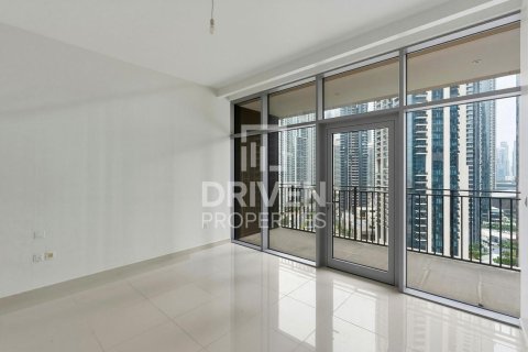Apartment in BLVD Crescent, Downtown Dubai (Downtown Burj Dubai), Dubai 2 bedrooms, 155.24 sq.m. № 126674 - photo 9