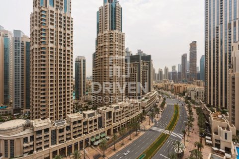 Apartment in BLVD Crescent, Downtown Dubai (Downtown Burj Dubai), Dubai 2 bedrooms, 155.24 sq.m. № 126674 - photo 26