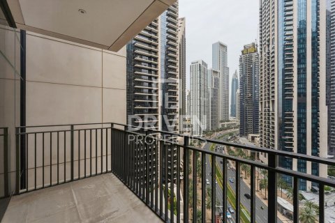Apartment in BLVD Crescent, Downtown Dubai (Downtown Burj Dubai), Dubai 2 bedrooms, 155.24 sq.m. № 126674 - photo 23
