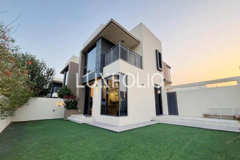 Adosado en Maple at Dubai Hills Estate, Dubai Hills Estate, Dubai, 4 dormitorios, 326 m², № 46291 - foto 1