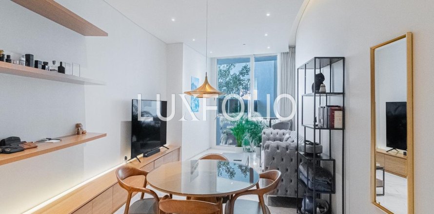 Apartamento en Jumeirah Village Circle, Dubai, 1 dormitorio, 151 m², № 46279