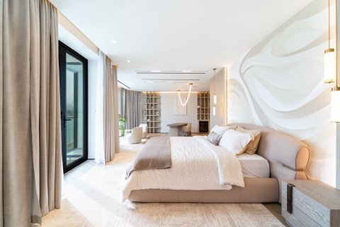 Villa in Palm Jumeirah, Dubai 4 bedrooms, 567 sq.m. № 97055 - photo 21