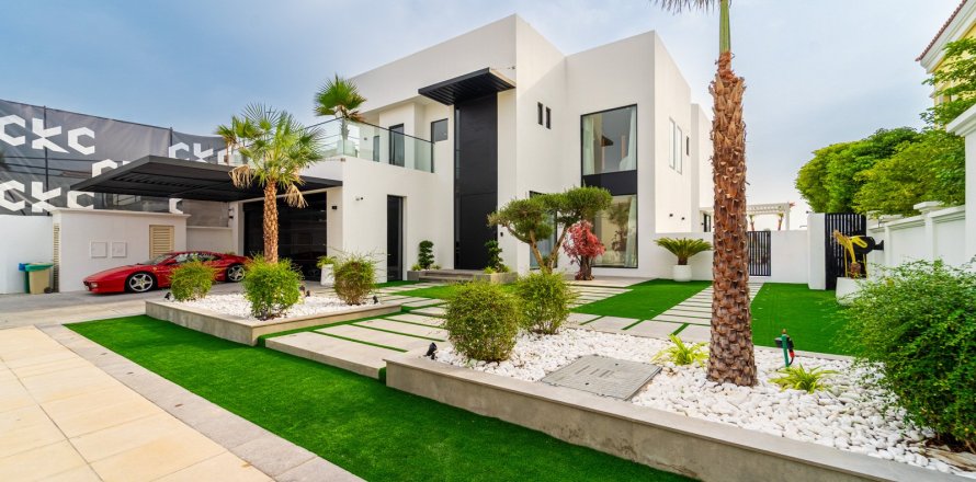 Villa in Palm Jumeirah, Dubai 4 bedrooms, 567 sq.m. № 97055