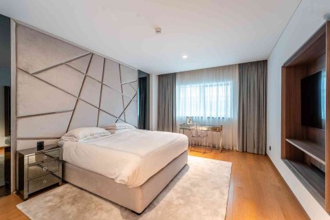 Apartment in Palm Jumeirah, Dubai 4 bedrooms, 776 sq.m. № 97049 - photo 20