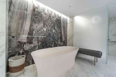 Apartment in Palm Jumeirah, Dubai 4 bedrooms, 776 sq.m. № 97049 - photo 19