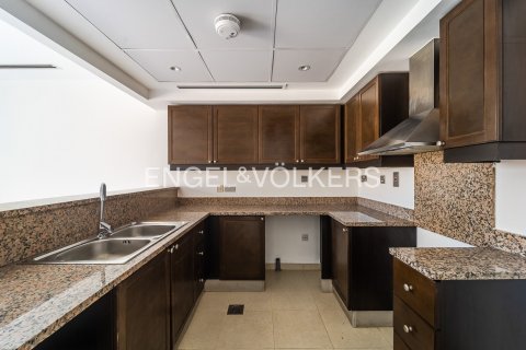 Townhouse in Jumeirah Village Triangle, Dubai 2 bedrooms, 152 sq.m. № 97054 - photo 3