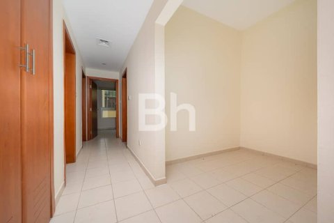 Снять в аренду квартиру в Дубае: 2 спальни, 188м², № 21470 - фото 12