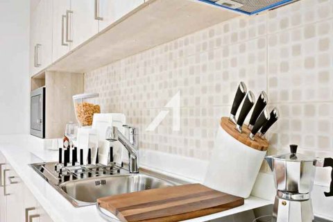 Купить квартиру в Se7en City JLT, Джумейра Лейк Тауэрс, Дубай: студию, 36.8м², № 16400 - фото 6