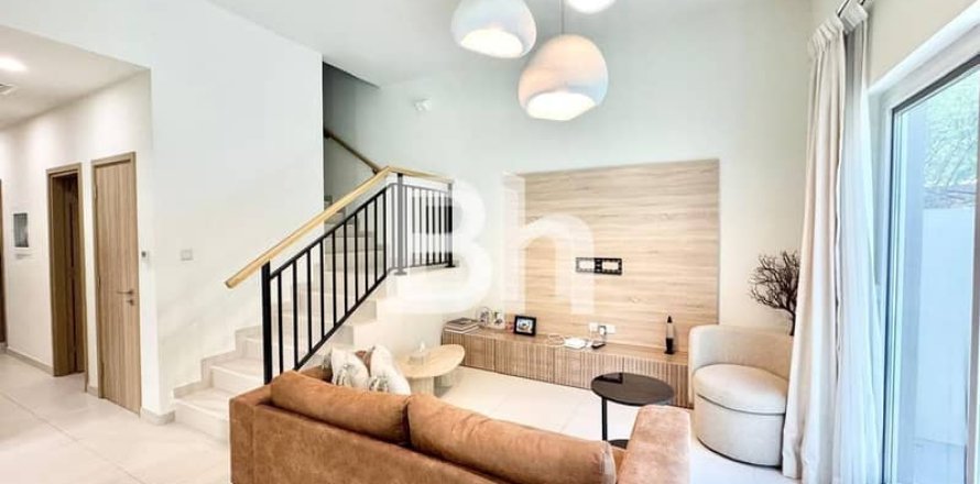 Villa à Dubai Land, Dubai, 4 chambres, 237 m², № 56276