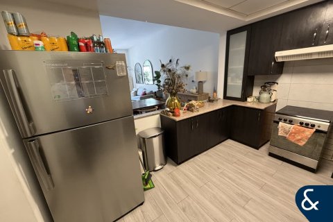 Apartment in Motor City, Dubai 3 bedrooms, 242 sq.m. № 76326 - photo 4