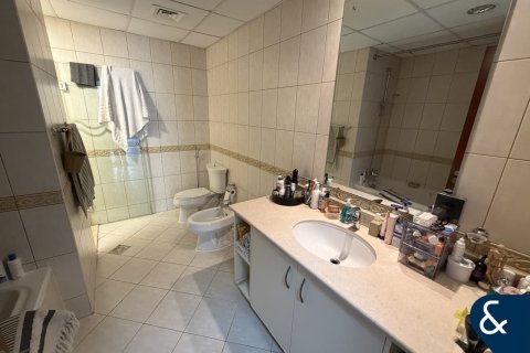 Apartment in Motor City, Dubai 3 bedrooms, 242 sq.m. № 76326 - photo 17