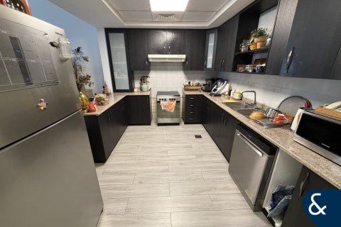 Apartment in Motor City, Dubai 3 bedrooms, 242 sq.m. № 76326 - photo 3