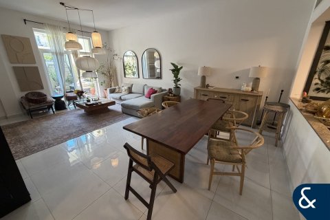 Apartment in Motor City, Dubai 3 bedrooms, 242 sq.m. № 76326 - photo 5