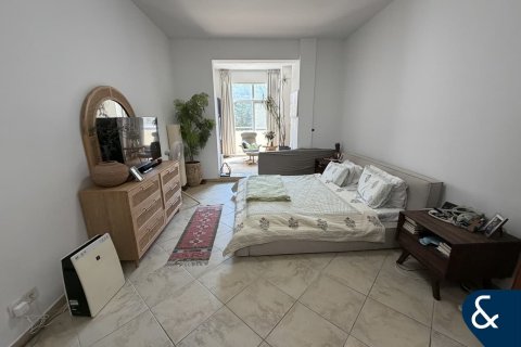 Apartment in Motor City, Dubai 3 bedrooms, 242 sq.m. № 76326 - photo 16