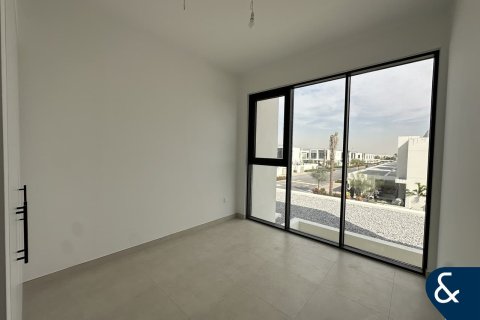 Villa in Town Square, Dubai 4 bedrooms, 379 sq.m. № 76338 - photo 12