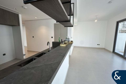 Townhouse in Tilal Al Ghaf, Dubai 4 bedrooms, 229 sq.m. № 76340 - photo 2