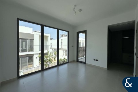 Townhouse in Tilal Al Ghaf, Dubai 4 bedrooms, 229 sq.m. № 76340 - photo 4