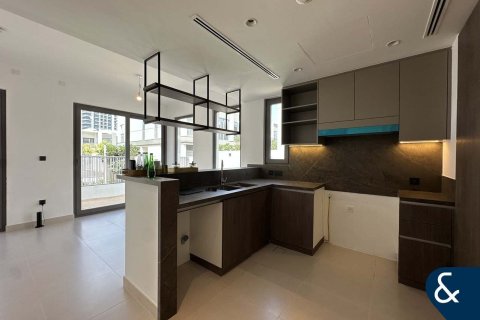 Townhouse in Tilal Al Ghaf, Dubai 4 bedrooms, 229 sq.m. № 76340 - photo 14