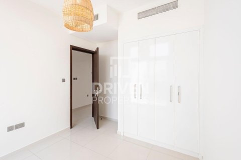 Adosado en Dubai, 3 dormitorios, 112.23 m², № 127451 - foto 8