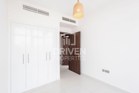 Adosado en Dubai, 3 dormitorios, 112.23 m², № 127451 - foto 9