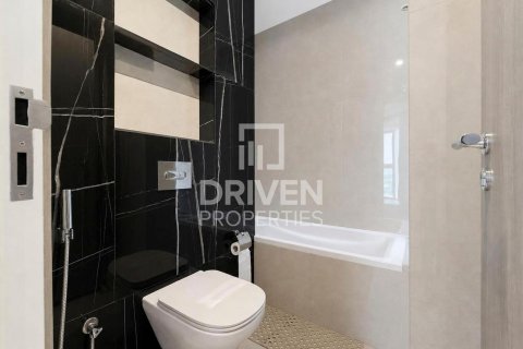 Appartement à Jumeirah Lake Towers, Dubai, 1 chambre, 88.35 m², № 127452 - photo 9