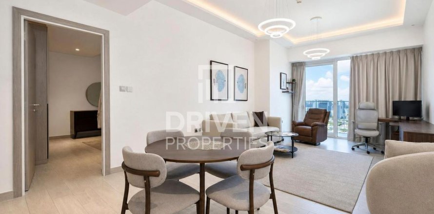 Appartement à Jumeirah Lake Towers, Dubai, 1 chambre, 88.35 m², № 127452