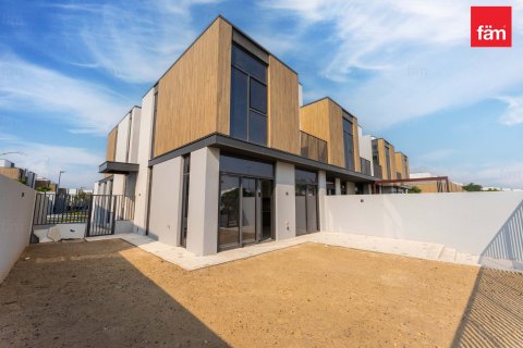 Villa en Dubai, 4 dormitorios, 276.7 m², № 84132