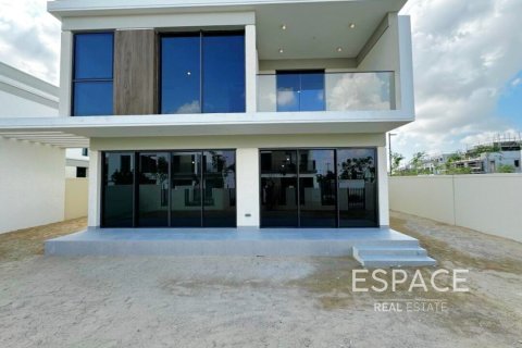 Villa in Tilal Al Ghaf, Dubai 4 bedrooms, 374 sq.m. № 61900 - photo 16