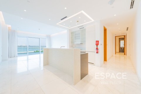 Apartment in Jumeirah Beach Residence, Dubai 2 bedrooms, 178 sq.m. № 61902 - photo 2
