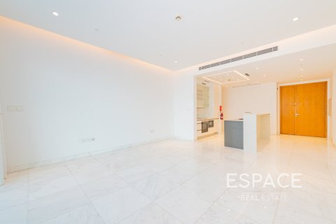 Apartment in Jumeirah Beach Residence, Dubai 2 bedrooms, 178 sq.m. № 61902 - photo 3