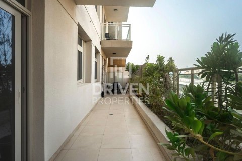Apartment in Al Furjan, Dubai 2 bedrooms, 176.14 sq.m. № 129241 - photo 16