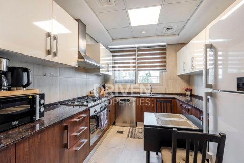 Apartment in Al Furjan, Dubai 2 bedrooms, 176.14 sq.m. № 129241 - photo 8