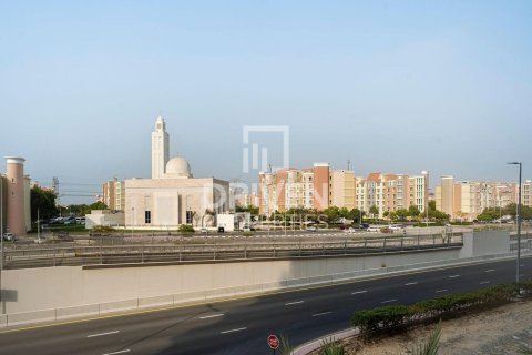 Apartment in Al Furjan, Dubai 2 bedrooms, 176.14 sq.m. № 129241 - photo 14