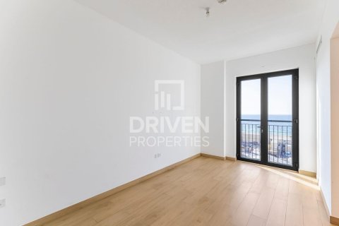 Apartment in La Mer, Jumeirah, Dubai 2 bedrooms, 120.5 sq.m. № 136613 - photo 6