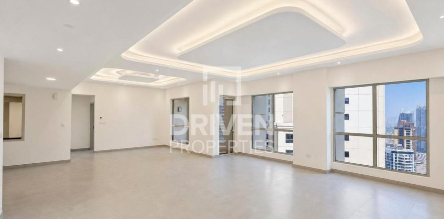 Apartment in Sadaf, Jumeirah Beach Residence, Dubai 4 bedrooms, 271.37 sq.m. № 136602