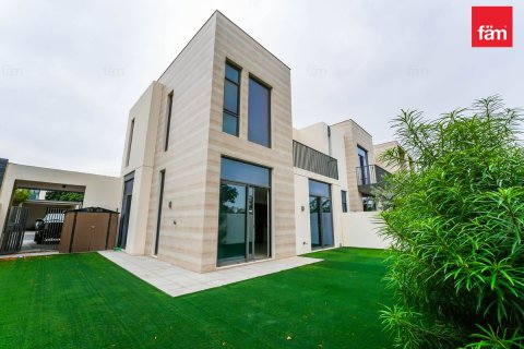 Adosado en Dubai, 4 dormitorios, 249.2 m², № 97717