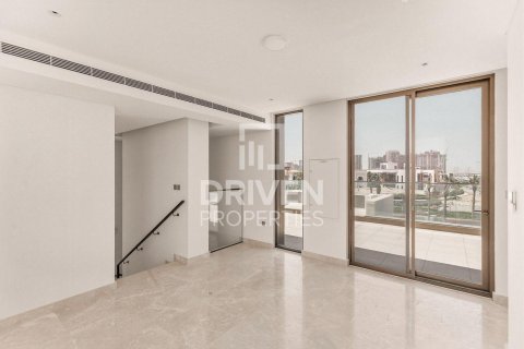 Villa in Dubai Hills Estate, Dubai 5 bedrooms, 731.43 sq.m. № 128904 - photo 8