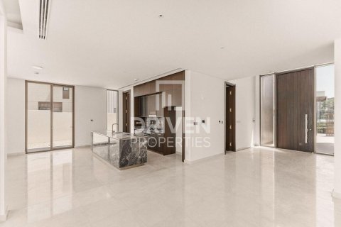 Villa in Dubai Hills Estate, Dubai 5 bedrooms, 731.43 sq.m. № 128904 - photo 6
