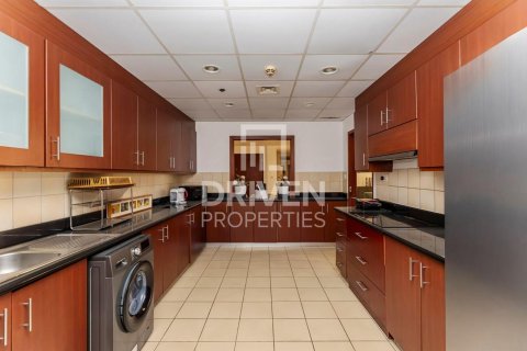 Apartment in Sadaf, Jumeirah Beach Residence, Dubai 4 bedrooms, 271.37 sq.m. № 128903 - photo 3