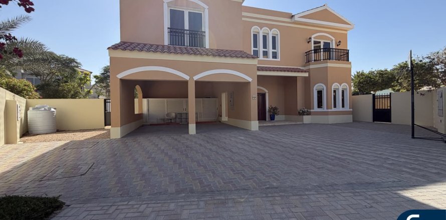 Villa in Hacienda, The Villa, Dubai 5 bedrooms, 824 sq.m. № 91541