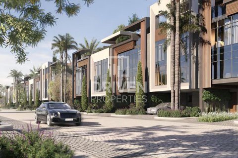 Townhouse in Dubai Investment Park, Dubai 4 bedrooms, 258 sq.m. № 65908 - photo 1