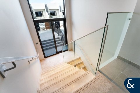 Villa in Meydan, Dubai 4 bedrooms, 325 sq.m. № 75008 - photo 8