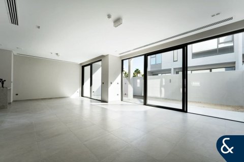 Villa in Meydan, Dubai 4 bedrooms, 325 sq.m. № 75008 - photo 4