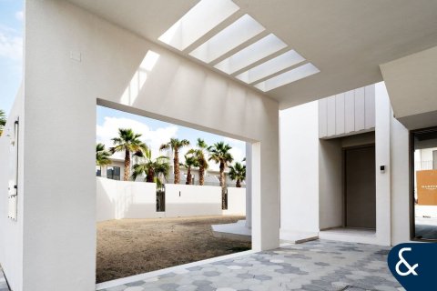 Villa in Meydan, Dubai 4 bedrooms, 325 sq.m. № 75008 - photo 18