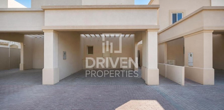Adosado en The Springs, Dubai, 2 dormitorios, 172.52 m², № 138851